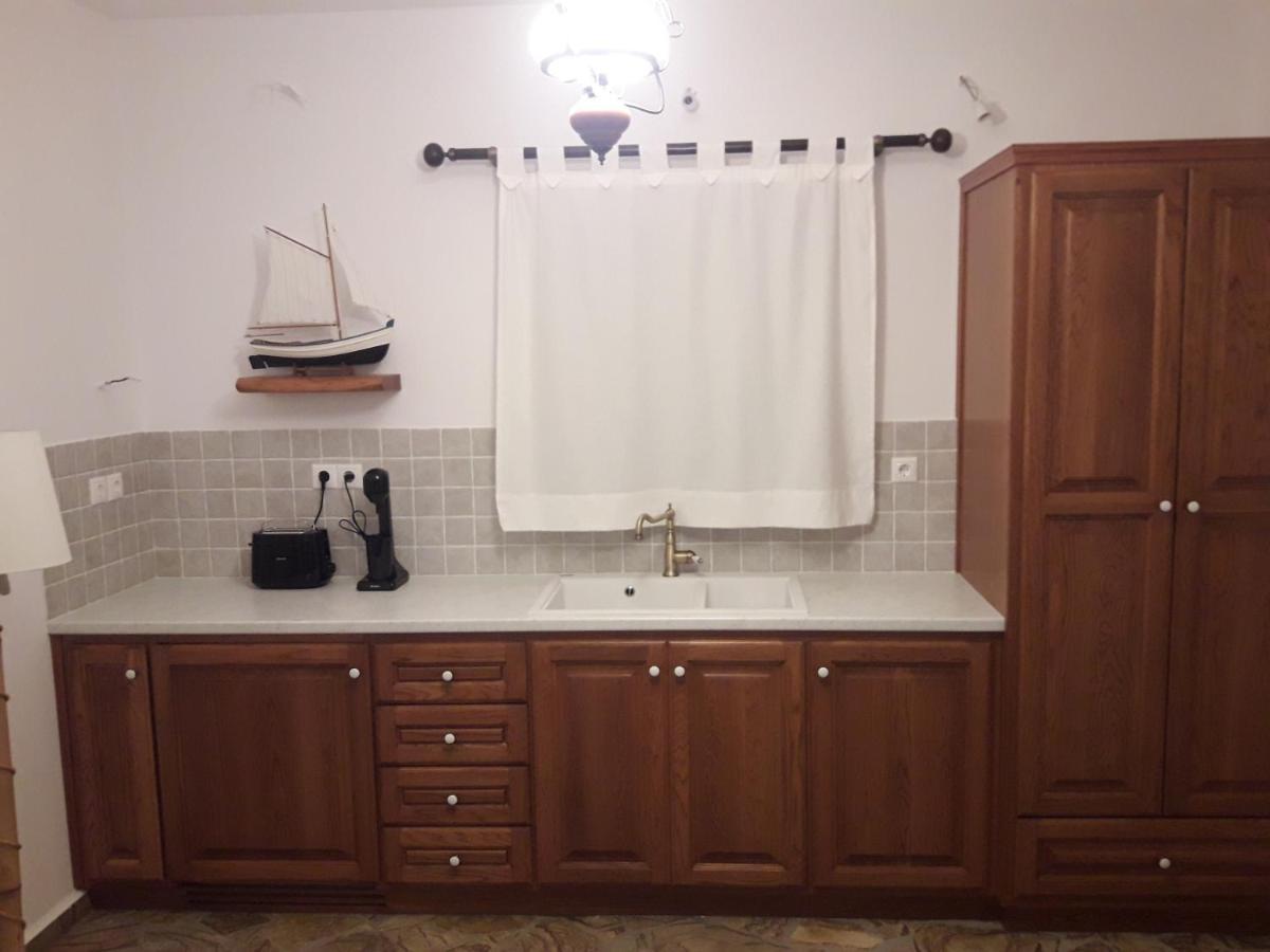 Villa Almyra Aegina Eksteriør bilde